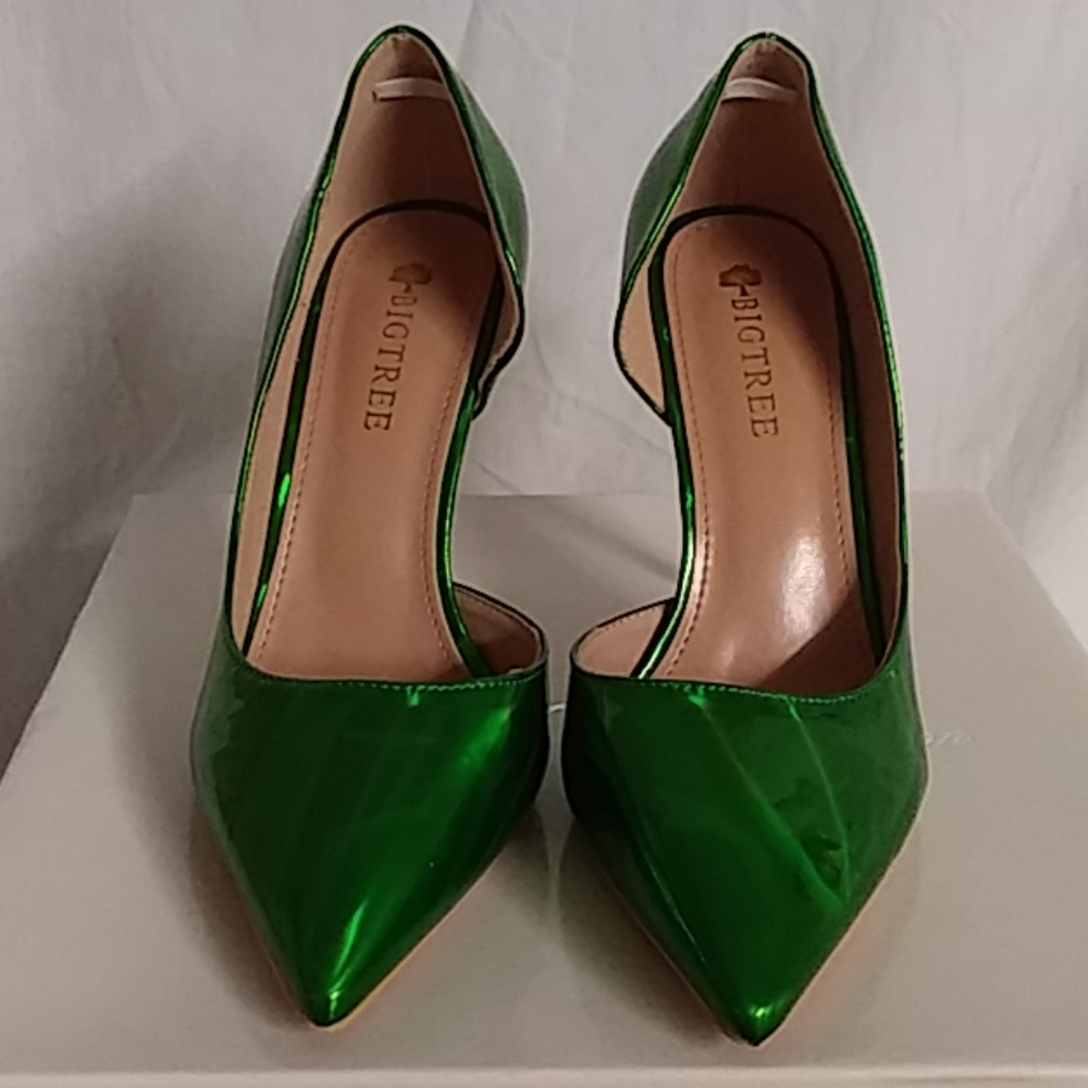 Metallic heels